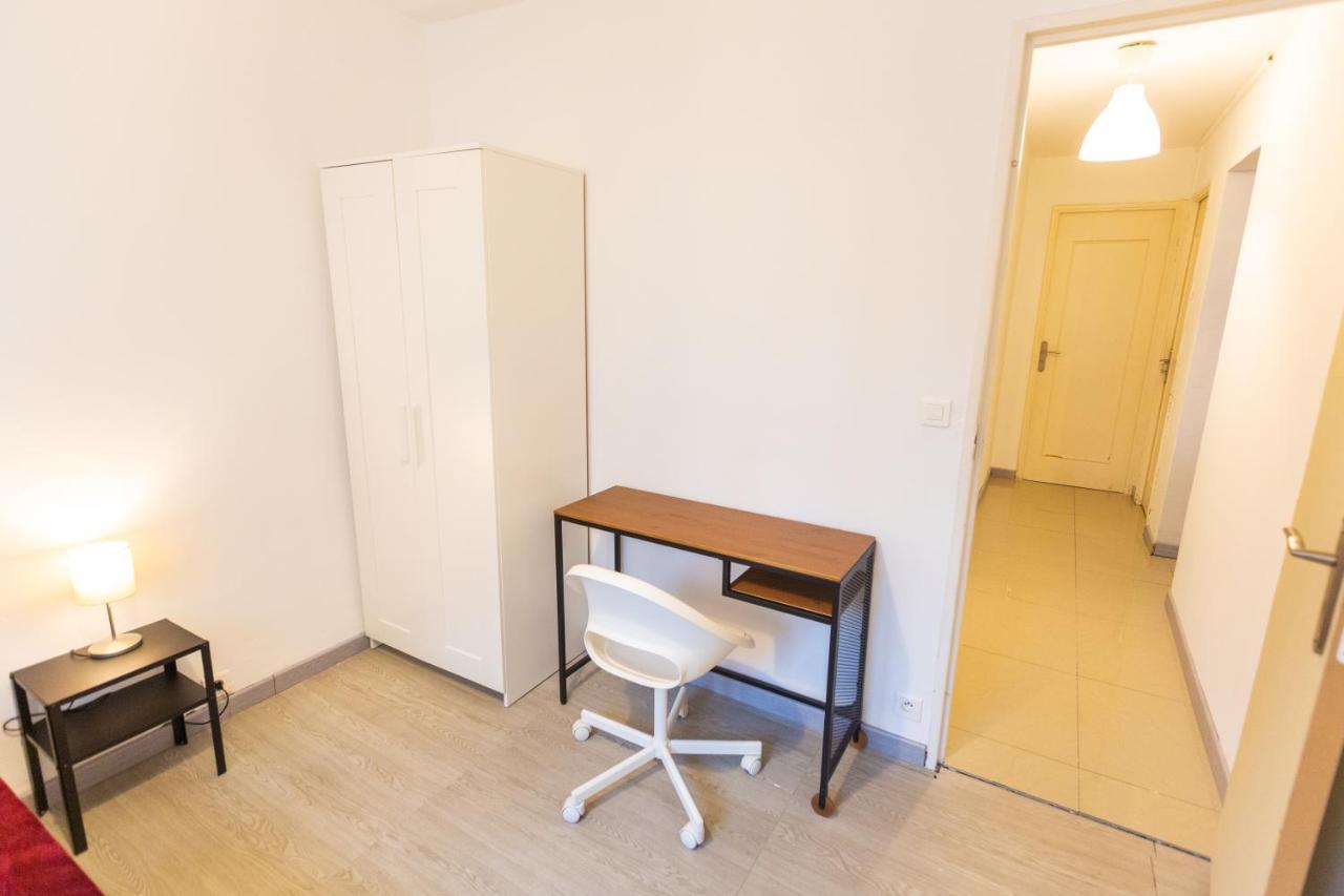 Superbe T4 Renove Spacieux Avec Stationnement Libre Et Gratuit Marseille Exterior photo