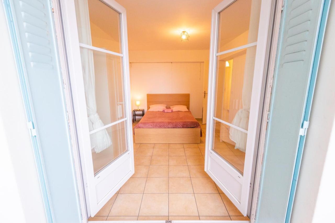 Superbe T4 Renove Spacieux Avec Stationnement Libre Et Gratuit Marseille Exterior photo