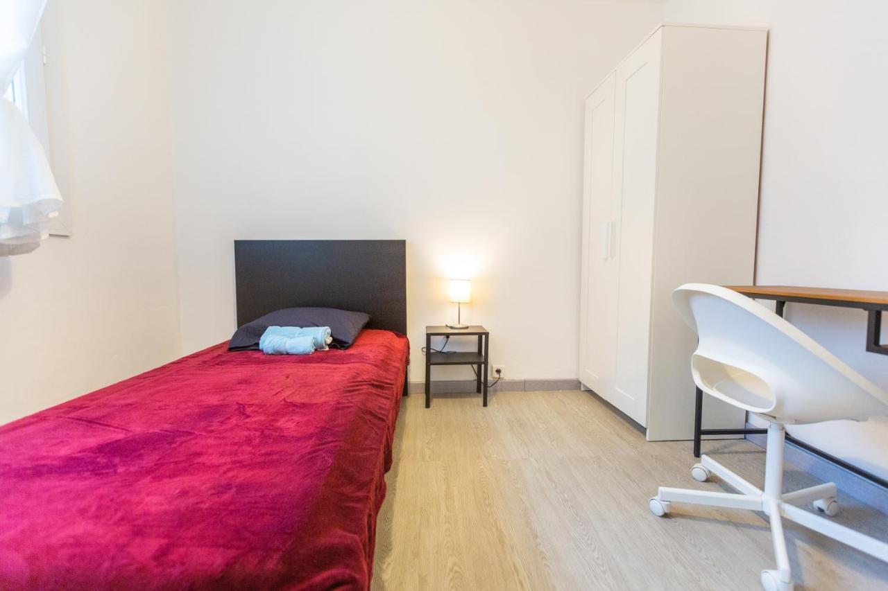 Superbe T4 Renove Spacieux Avec Stationnement Libre Et Gratuit Marseille Exterior photo