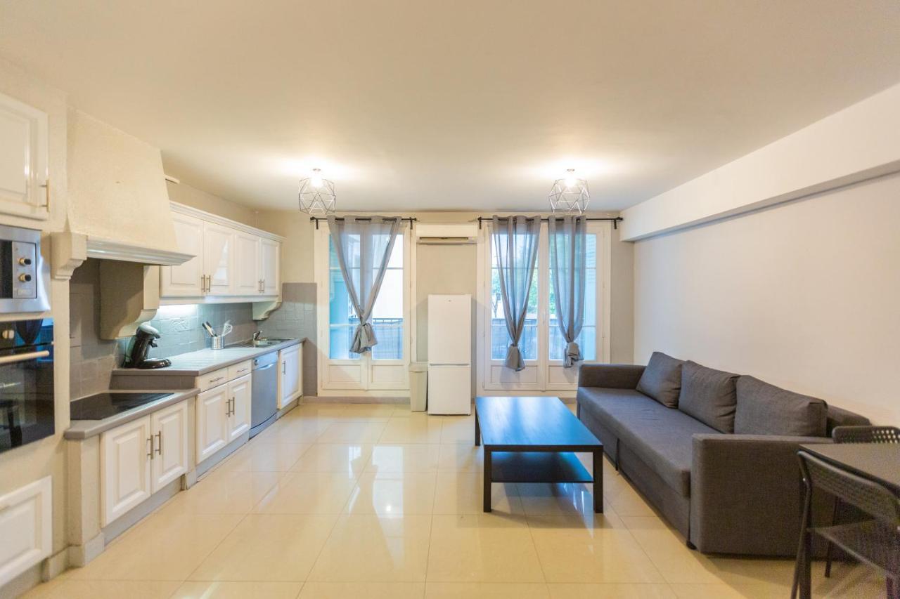 Superbe T4 Renove Spacieux Avec Stationnement Libre Et Gratuit Marseille Exterior photo